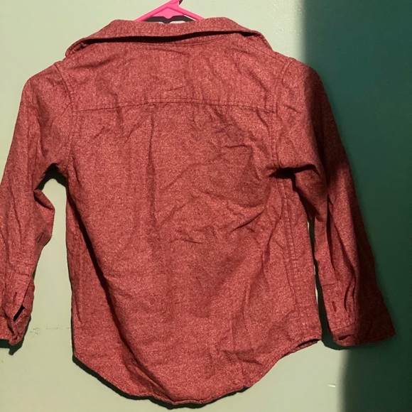 Boy Red long sleeve old navy button down shirt - Picture 2 of 5